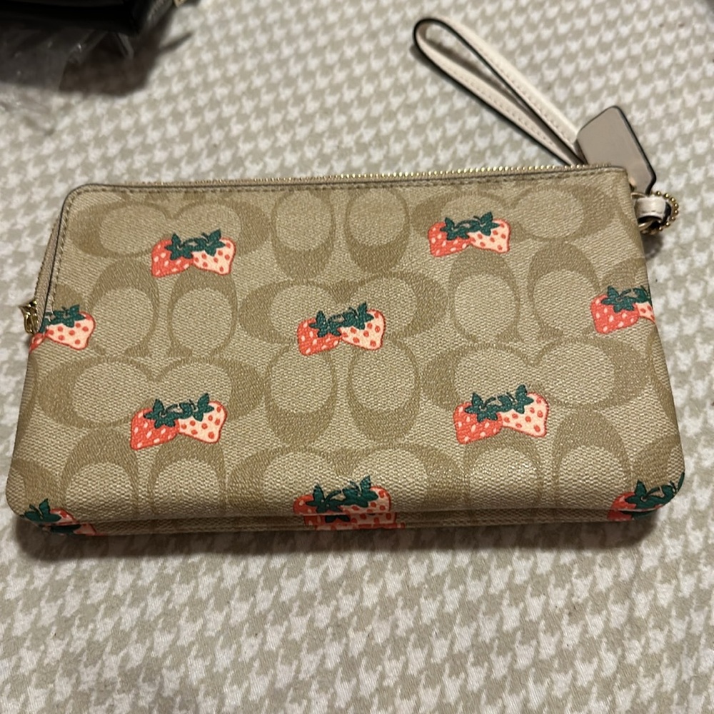 Tan Multi Colored Wallet Wristlet Used Once - image 4